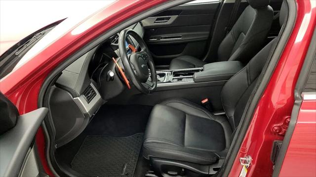 2017 Jaguar XF 35t Premium