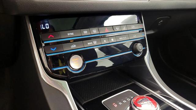 2017 Jaguar XF 35t Premium