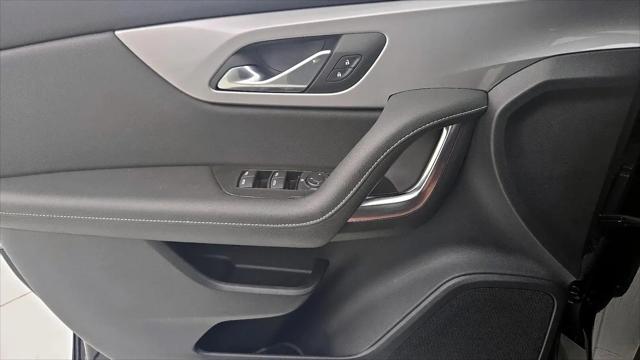 2025 Chevrolet Blazer FWD 2LT