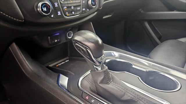 2022 Chevrolet Traverse FWD LT Leather