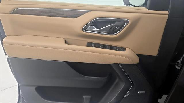 2023 Chevrolet Suburban 2WD Premier