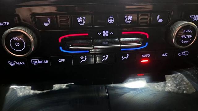 2022 Jeep Grand Cherokee L Overland 4x2