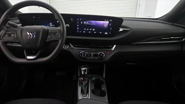 2025 Buick NV Preferred FWD