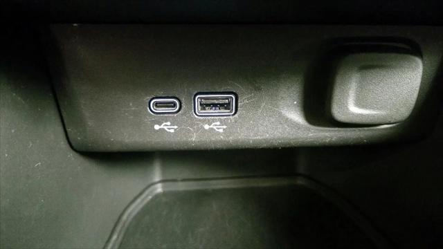 2025 Buick NV Preferred FWD