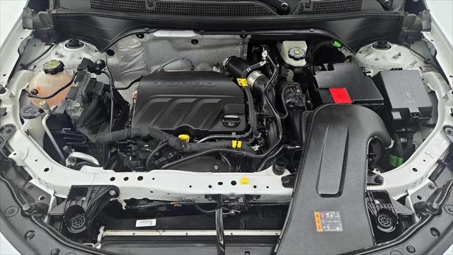 2025 Buick NV Preferred FWD