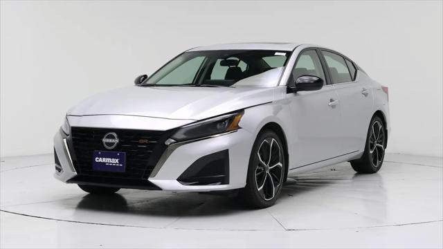 2025 Nissan Altima SR FWD