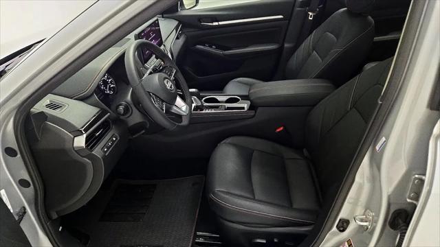 2025 Nissan Altima SR FWD