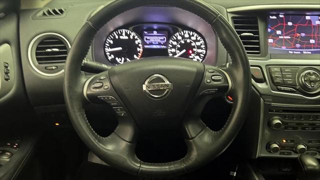 2018 Nissan Pathfinder SL