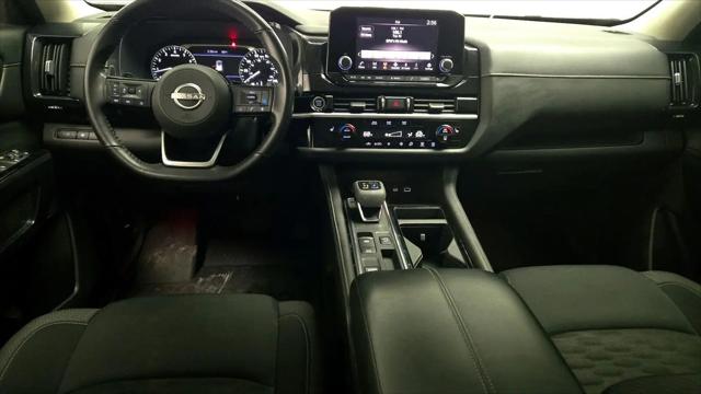 2022 Nissan Pathfinder SV 2WD