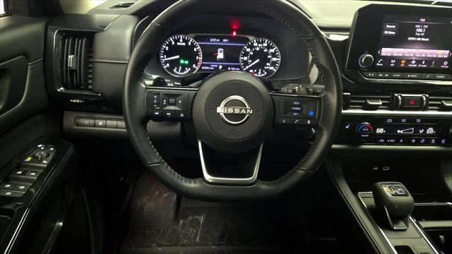 2022 Nissan Pathfinder SV 2WD
