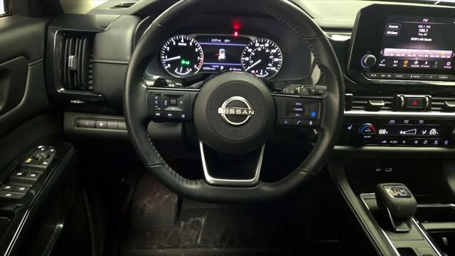 2022 Nissan Pathfinder SV 2WD