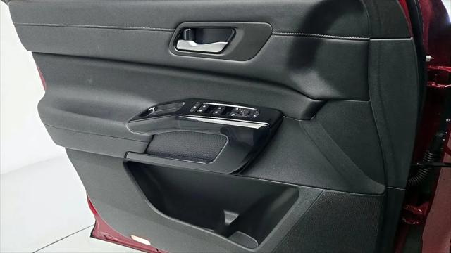 2022 Nissan Pathfinder SV 2WD