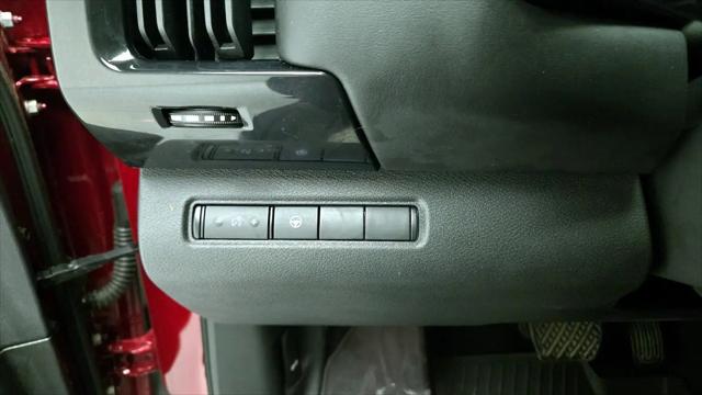 2022 Nissan Pathfinder SV 2WD