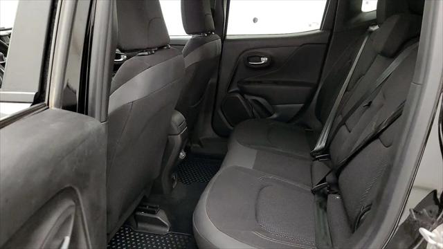 2022 Jeep Renegade Altitude 4x4