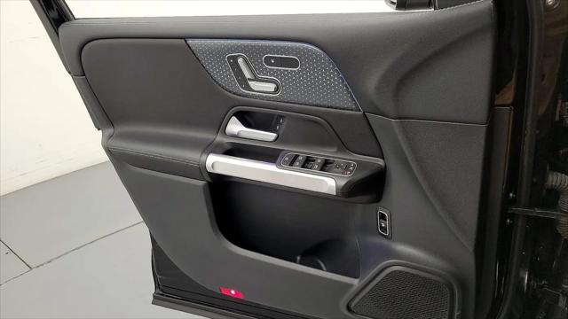 2025 Mercedes-Benz GLB GLB 250
