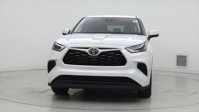 2022 Toyota Highlander L