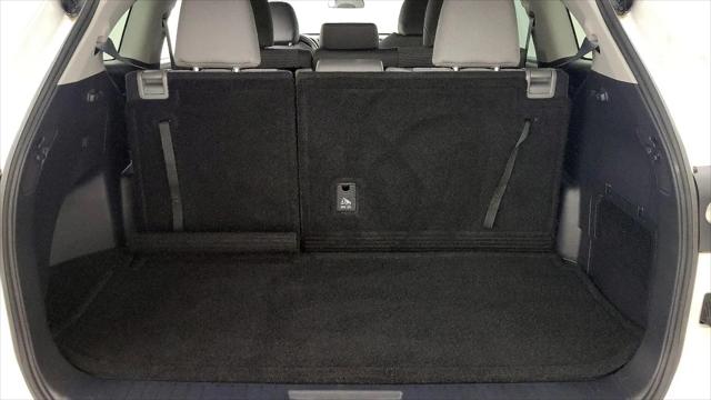 2022 Toyota Highlander L