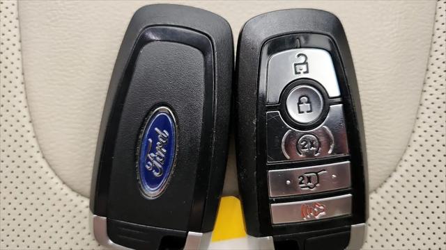 2020 Ford Edge Titanium