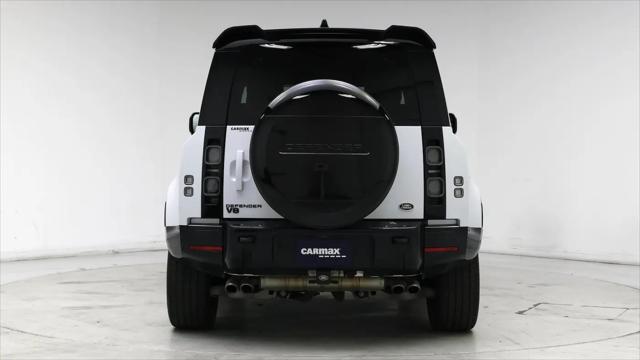 2022 Land Rover Defender 90 V8