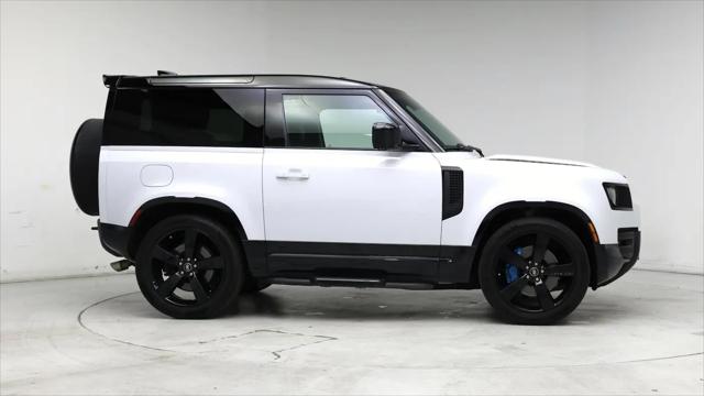 2022 Land Rover Defender 90 V8