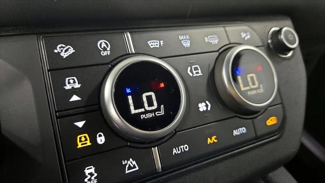 2022 Land Rover Defender 90 V8