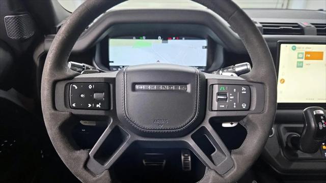 2022 Land Rover Defender 90 V8