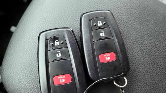 2023 Toyota RAV4 Hybrid XLE