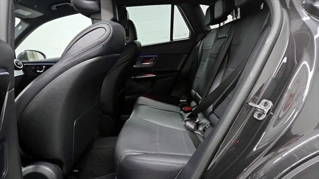2025 Mercedes-Benz GLC SUV