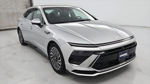 2024 Hyundai Sonata Hybrid Limited for sale in Bloomington, IL
