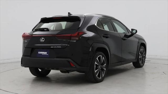 2024 Lexus UX 250h Premium