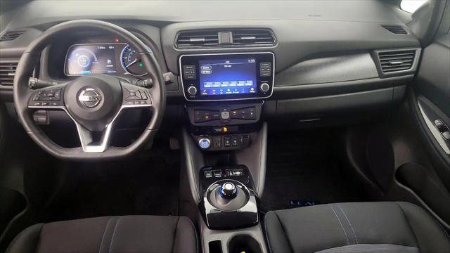 2022 Nissan LEAF SV 40 kWh