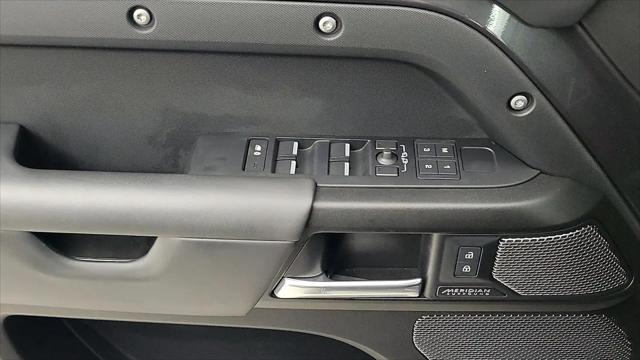 2023 Land Rover Defender 110 V8