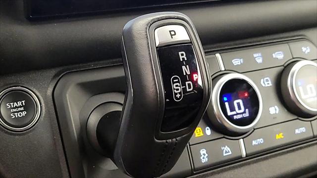 2023 Land Rover Defender 110 V8