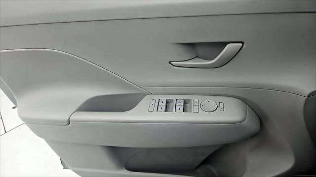 2024 Hyundai Kona SE