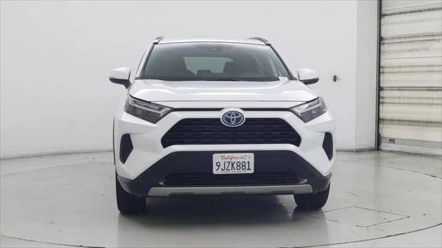 2024 Toyota RAV4 Hybrid SE