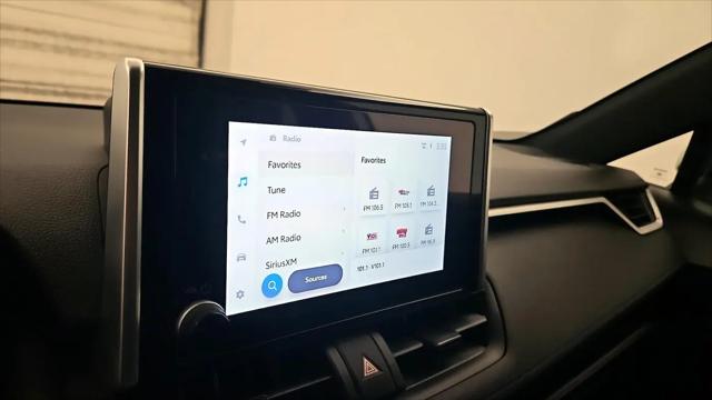 2024 Toyota RAV4 Hybrid SE
