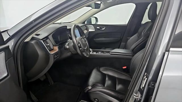 2019 Volvo XC60 T8 Inscription