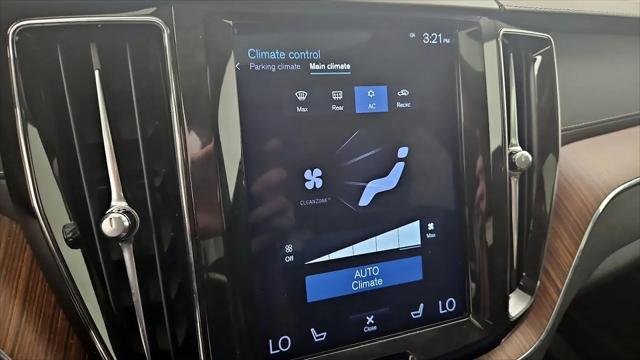 2019 Volvo XC60 T8 Inscription