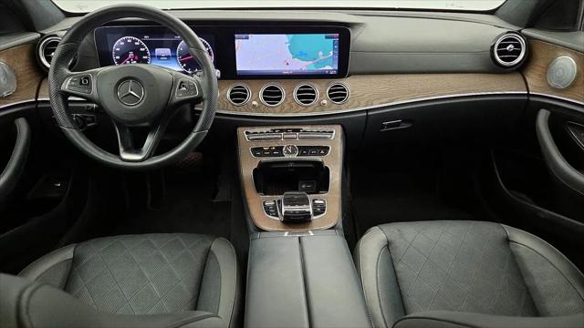 2018 Mercedes-Benz E-CLASS E 300 E 300