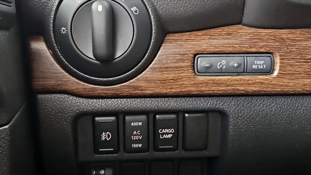 2017 Nissan Titan Platinum Reserve