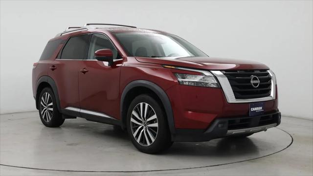 2022 Nissan Pathfinder Platinum 4WD for sale in Brooklyn Park, MN