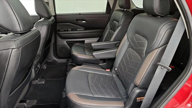 2022 Nissan Pathfinder Platinum 4WD