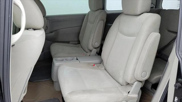 2017 Nissan Quest SV