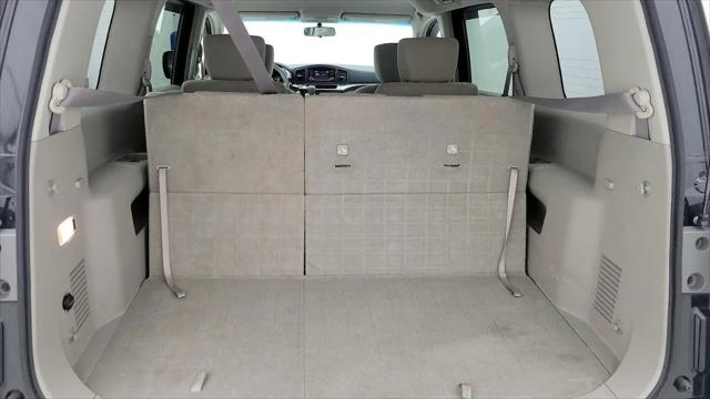 2017 Nissan Quest SV