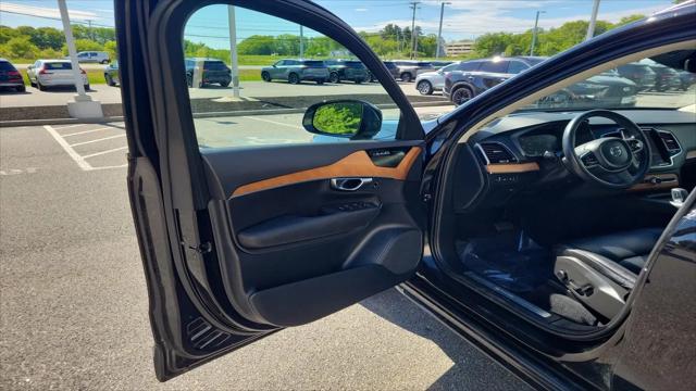 2022 Volvo XC90 Recharge T8 Inscription Expression 7 Passenger