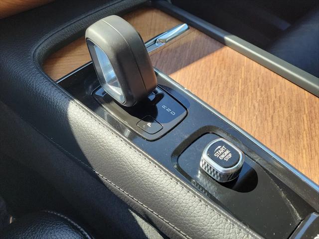 2022 Volvo XC90 Recharge T8 Inscription Expression 7 Passenger