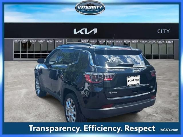 2022 Jeep Compass Latitude Lux 4x4