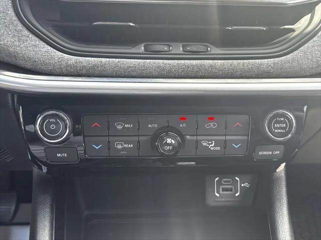 2022 Jeep Compass Latitude Lux 4x4