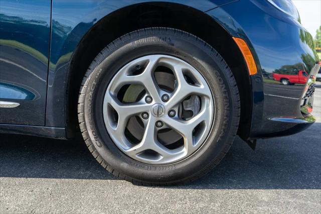 2023 Chrysler Pacifica Limited AWD