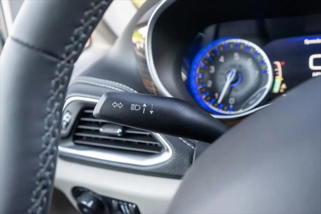 2023 Chrysler Pacifica Limited AWD